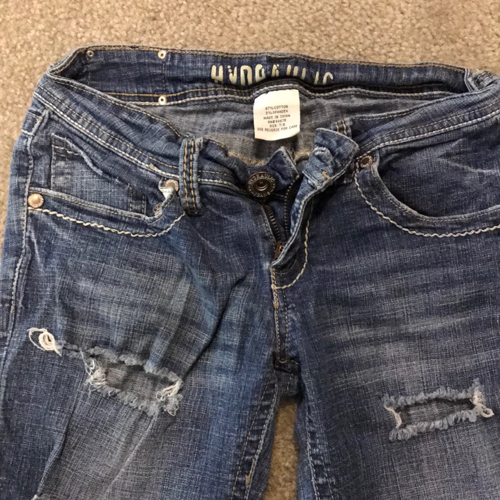 Woman’s Designer Hydraulic capri’s.
